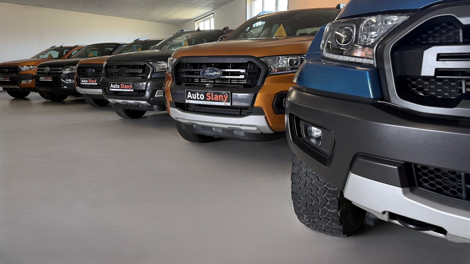 Autoslany showroom slide 1